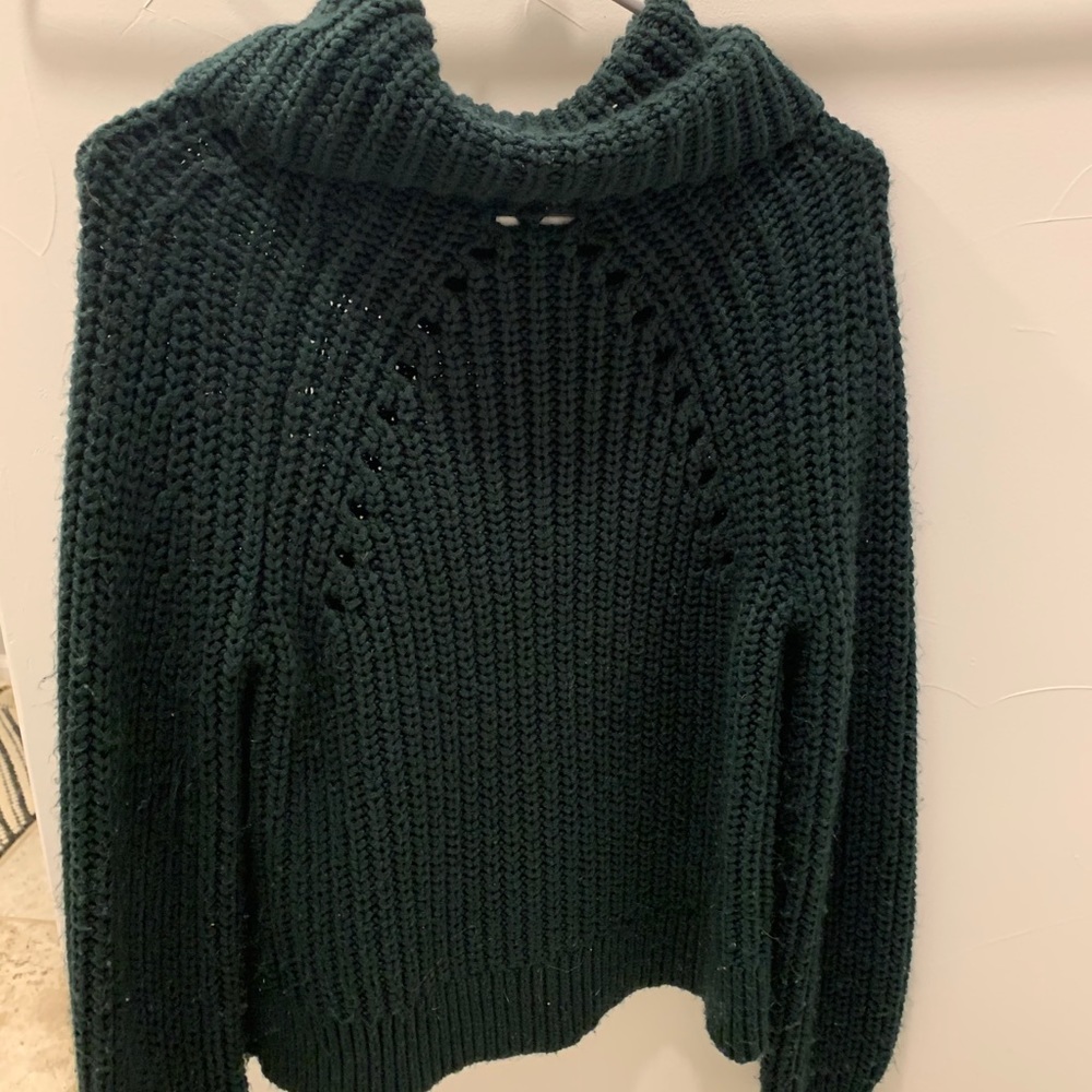 Kendall & Kylie sweater
